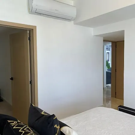 Torre Paseo 29 A 1007 Apartment